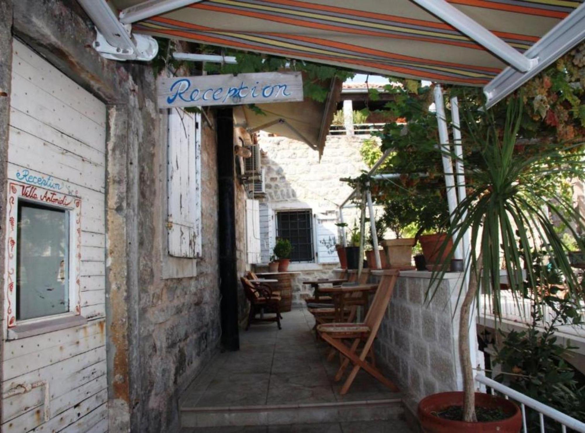 Quaint & Affordable In Traditional Stone House Gostinjska kuća Budva