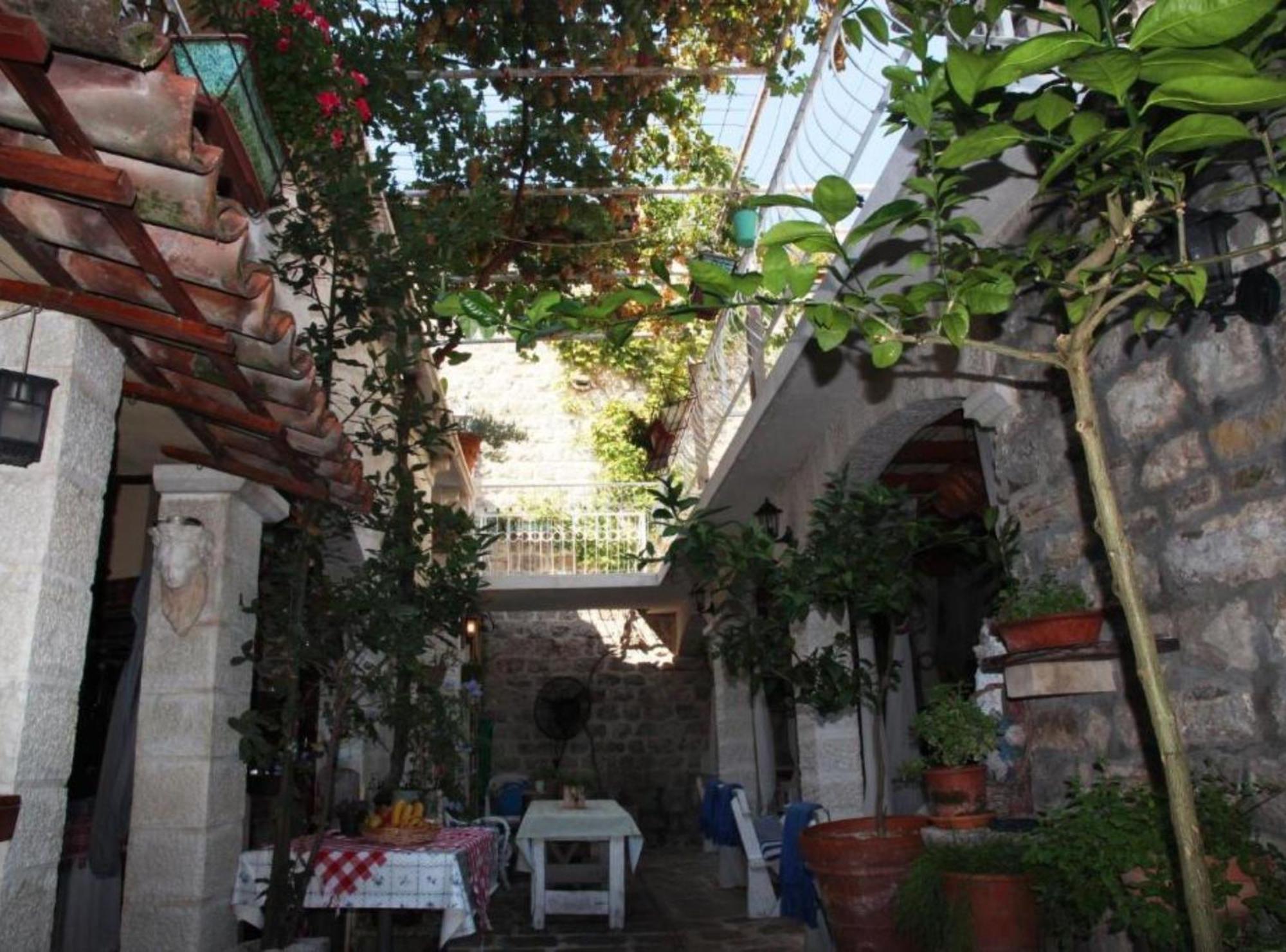 Quaint & Affordable In Traditional Stone House