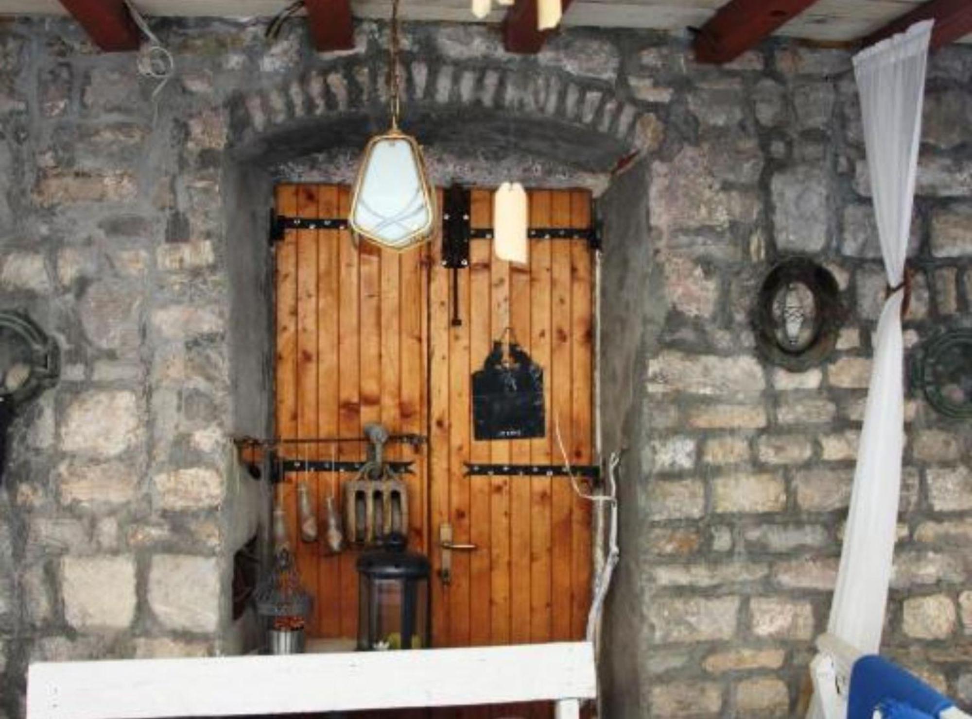 Quaint & Affordable In Traditional Stone House